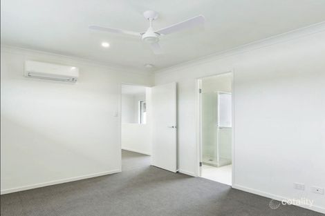 Property photo of 8 Pentonville Street Doolandella QLD 4077