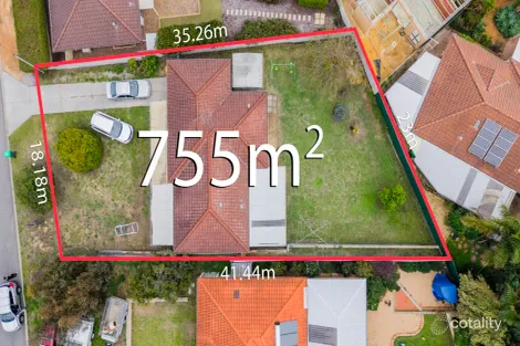 Property photo of 3 Busycon Place Heathridge WA 6027