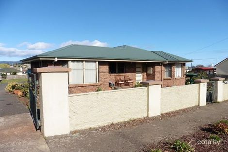 17 Charles St, Scottsdale, TAS 7260