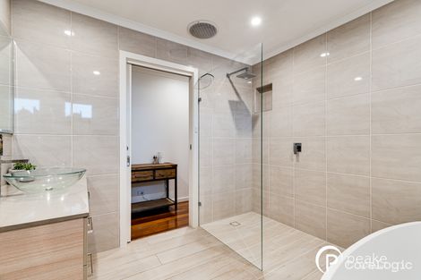 Property photo of 30 Lyall Road Berwick VIC 3806