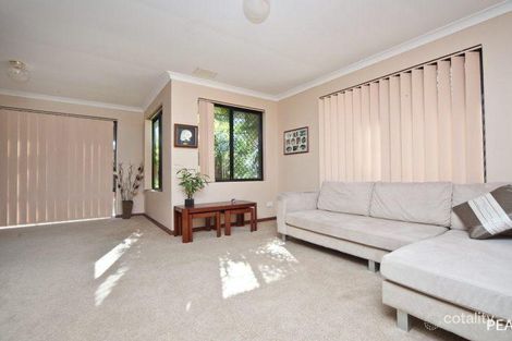 Property photo of 14 Lorica Cove Hillarys WA 6025