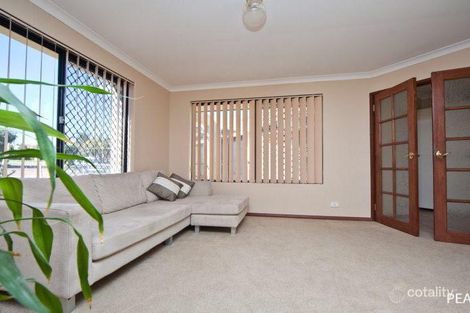 Property photo of 14 Lorica Cove Hillarys WA 6025