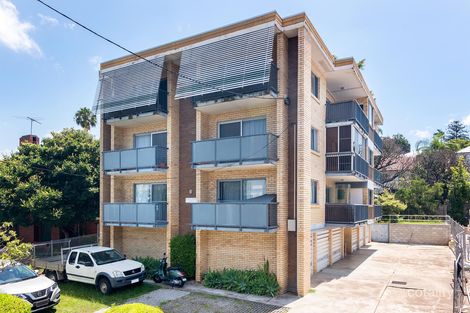 Property photo of 2/530 Sandgate Road Clayfield QLD 4011