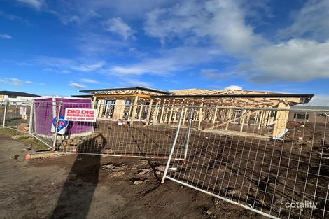Property photo of 12 Vulpine Street Clyde VIC 3978