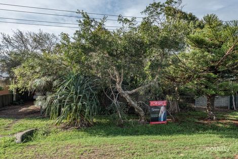 Property photo of 10 Knudsen Street Elliott Heads QLD 4670