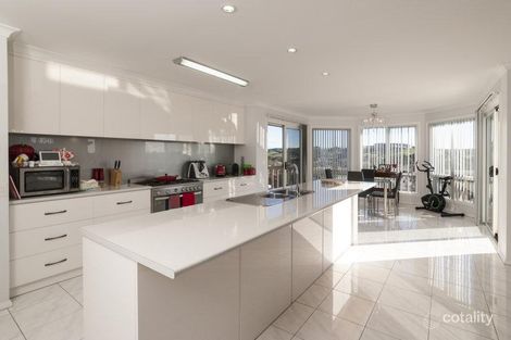 Property photo of 15 Tomarah Crescent Devonport TAS 7310