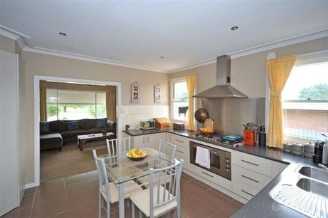 Property photo of 3 Daniel Street Long Gully VIC 3550