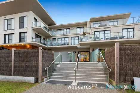 202/866 Point Nepean Rd, Rosebud, VIC 3939