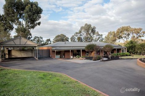 7 Dawson Dr, Maiden Gully, VIC 3551