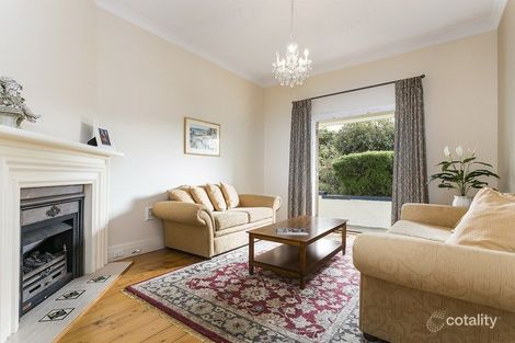 Property photo of 8 Exhibition Street McKinnon VIC 3204