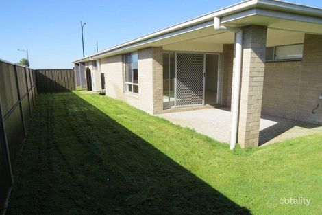 Property photo of 2 Marble Drive Cobblebank VIC 3338