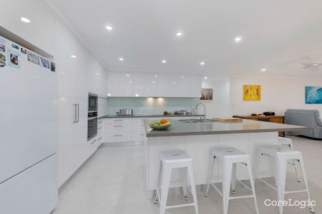 Property photo of 201 Barolin Esplanade Coral Cove QLD 4670