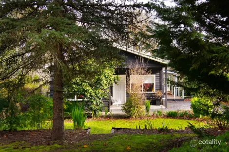 Property photo of 23 Second Street Hepburn Springs VIC 3461