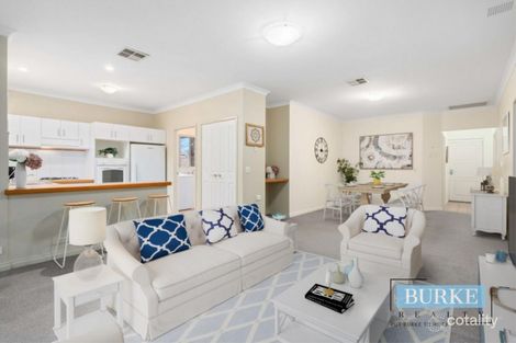 2/1 Camelot St, Carine, WA 6020