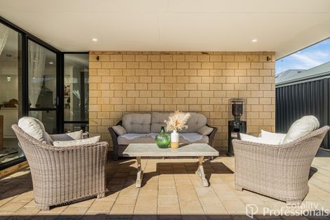Property photo of 15 Massicot Road Treeby WA 6164