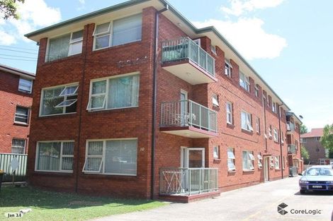 10 Fourth Ave, Campsie, NSW 2194