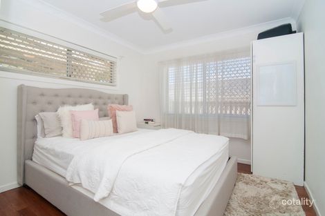 Property photo of 5 Fiona Street Biggera Waters QLD 4216