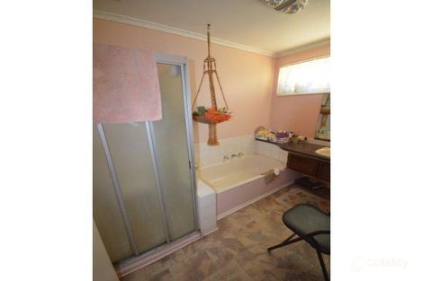Property photo of 2 Orlwin Street North Bendigo VIC 3550
