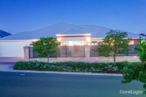 Property photo of 2 Fairlead Link South Guildford WA 6055