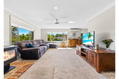 Property photo of 19 Cooinda Crescent Narara NSW 2250