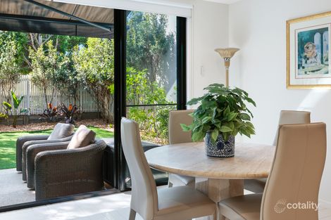 Property photo of 76 Theatre Drive Benowa QLD 4217