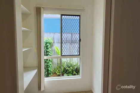 Property photo of 15 Desmond Drive Toogoom QLD 4655