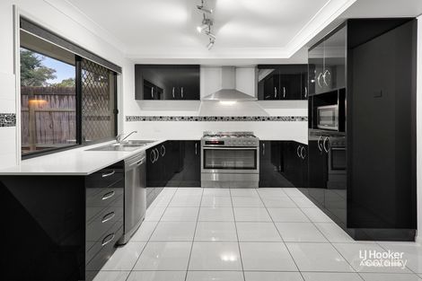 Property photo of 43 Fleet Circuit Bray Park QLD 4500