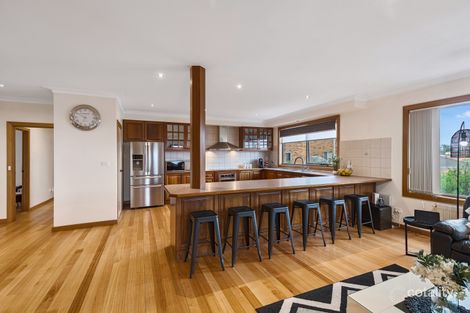 Property photo of 69 Telopea Crescent Mill Park VIC 3082