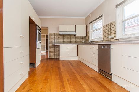 13 Linda Ave, Box Hill North, VIC 3129