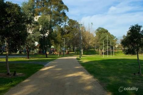 105-107 Bayswater Rd, Kensington, VIC 3031