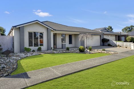 Property photo of 8 Wild Scotchman Way Cranbourne East VIC 3977