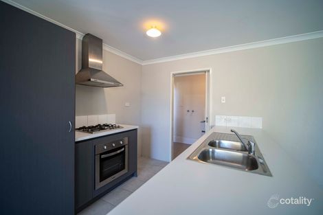 Property photo of 38 Panozza Circle Maddington WA 6109