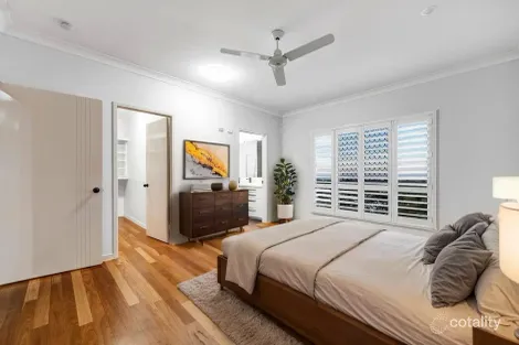 Property photo of 13 Cashell Crescent Bushland Beach QLD 4818