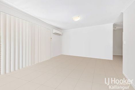 Property photo of 1 David Court Kallangur QLD 4503