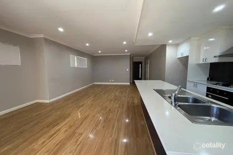 Property photo of 15D Sixth Road Armadale WA 6112