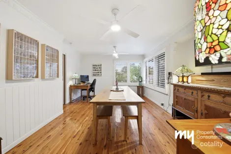 Property photo of 7 Jacaranda Avenue Bradbury NSW 2560