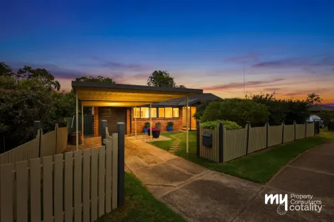 Property photo of 7 Jacaranda Avenue Bradbury NSW 2560