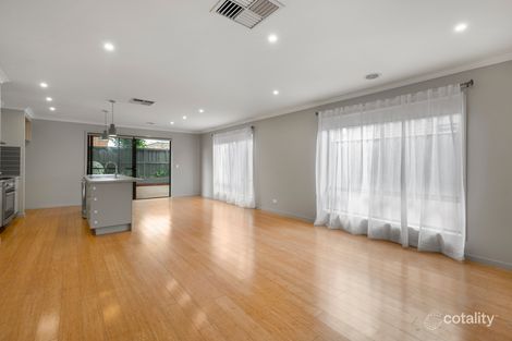 Property photo of 36 Granada Grove Doreen VIC 3754