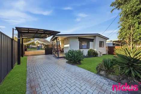 22 Palmyra Ave, Lethbridge Park, NSW 2770