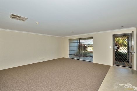 Property photo of 11 Karon Vista Halls Head WA 6210