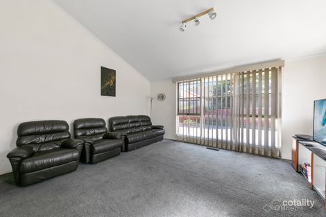 Property photo of 40 St Boswells Avenue Berwick VIC 3806