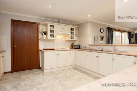 Property photo of 21 Archer Street Auburn SA 5451