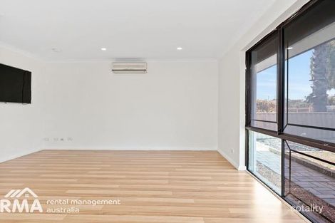 Property photo of 54 Axminster Street Warnbro WA 6169