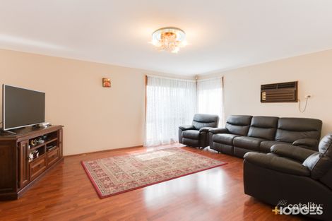 Property photo of 2/6 Hazlitt Court Cranbourne VIC 3977