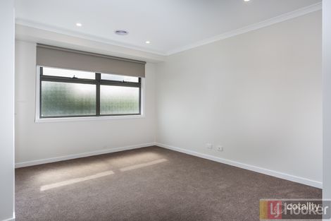 Property photo of 1/14 Zeising Court Boronia VIC 3155