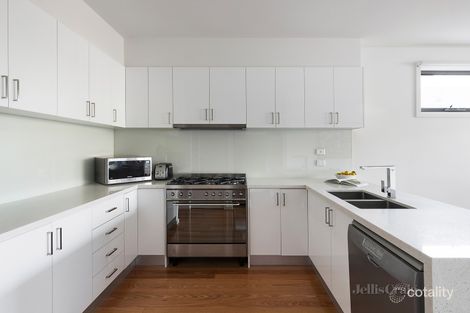 Property photo of 2E Hill Street Thornbury VIC 3071