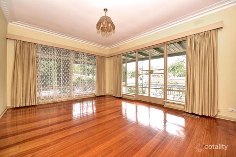 Property photo of 24 Amber Grove Mount Waverley VIC 3149