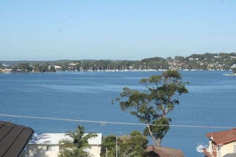 Property photo of 2A Fallside Street Fishing Point NSW 2283