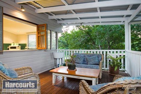 Property photo of 9 Dawn Street Bardon QLD 4065