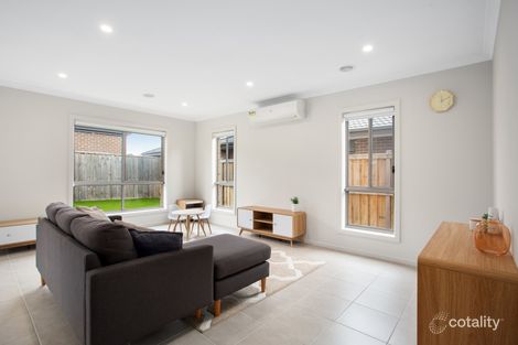 Property photo of 14 Ladas Way Doreen VIC 3754